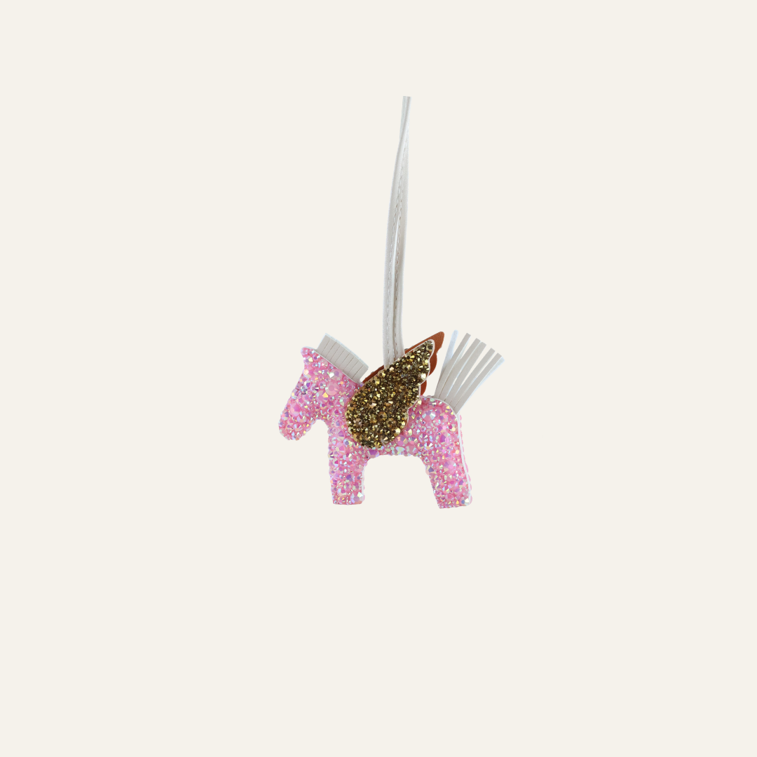 Handgemaakte Tasbedel Gevleugeld Paard – Luxe Strass Lifestyle Accessoire